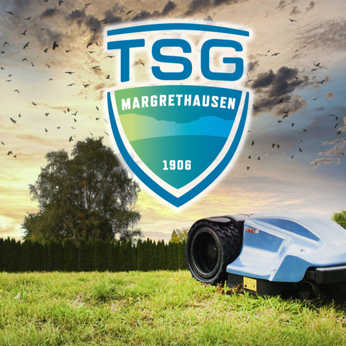 Rasenmäher für unser Sportgelände