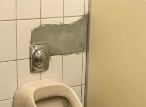 Sanierung der Toilettenanlage