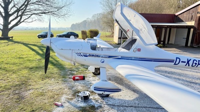 Reparatur unseres Motorseglers nach Diebstahlversuch