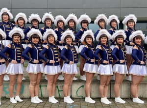 Neue Marschtanzuniformen