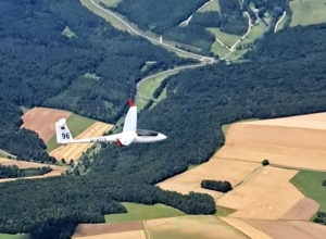 Winglets für das Vereins-Segelflugzeug LS4