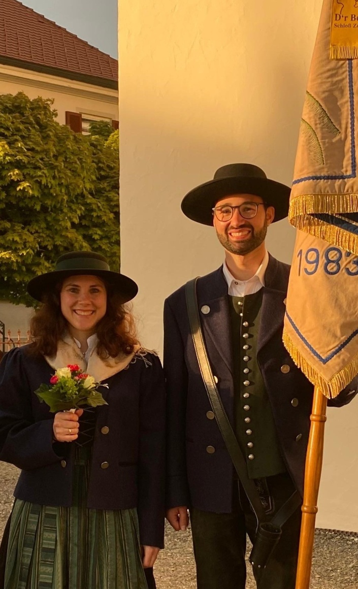 Vereinsfahne im neuen Glanz - Musikverein Wuchzenhofen e.V.