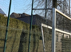 Reparatur Ballfangzaun am neuen Skiclubplatz