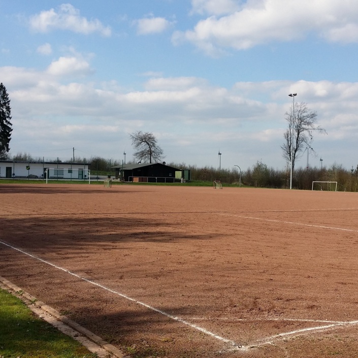 Erneuerung des Sportplatzes
