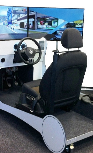 Pkw-Fahrsimulator für die Kreisverkehrswacht