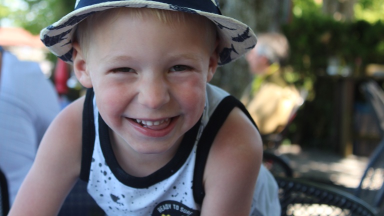 Neue Spielstraße für die Kirchhamer Kindergartenkinder