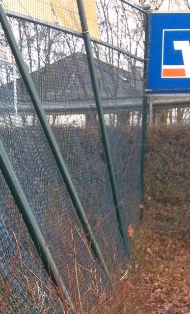 Erneuerung der  Zaunanlage am Ballsportplatz