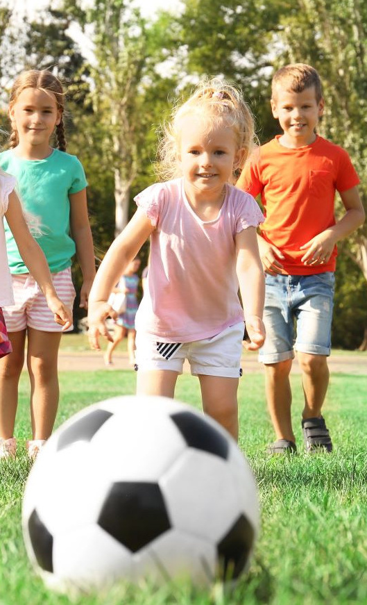 Bälle für leuchtende Kinder- und Sportleraugen