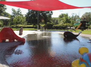 Spielanlage für das Freibad Pellenz