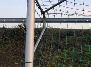 Neue Fußballtore für die Jugend und die Senioren des TuS Ampen