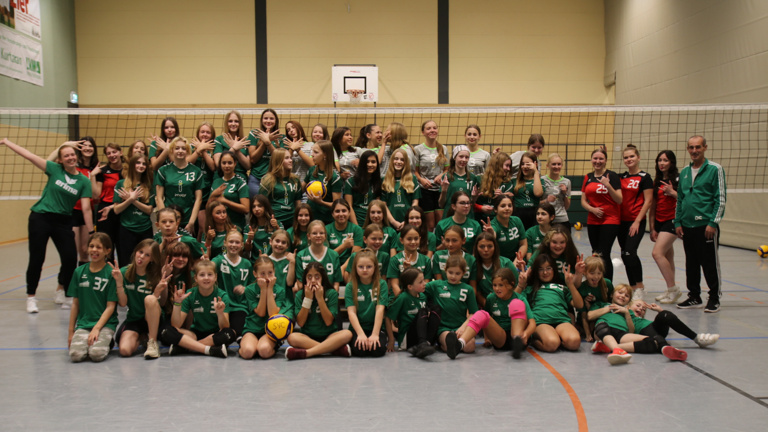 Trikots + Trainingsshirts für die Volleyball Kinder- &amp;amp; Jugendabteilung