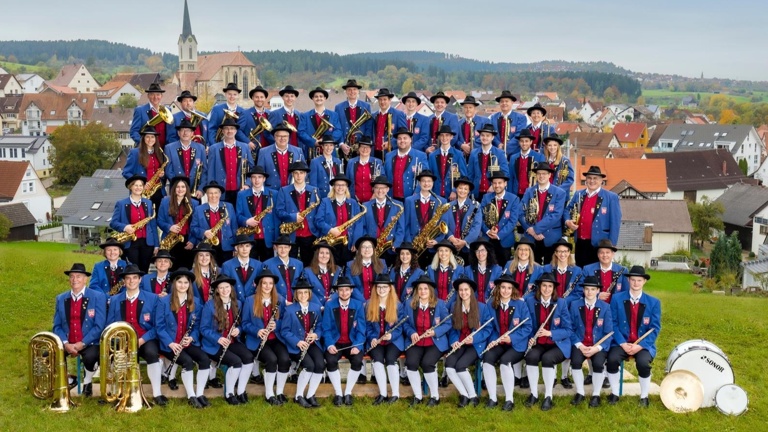 Neue Uniformen für unsere Nachwuchsmusiker