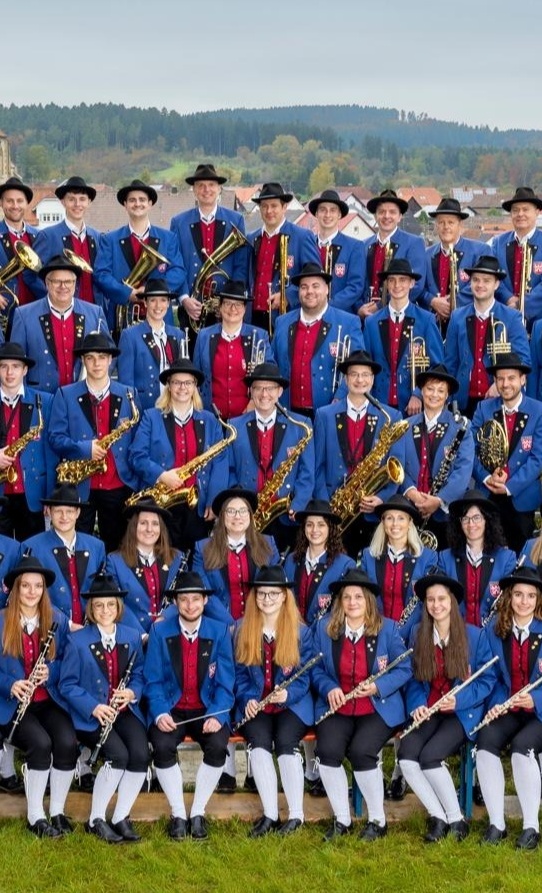 Neue Uniformen für unsere Nachwuchsmusiker