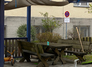 Spielplatz Renovierung im "Hauner"!