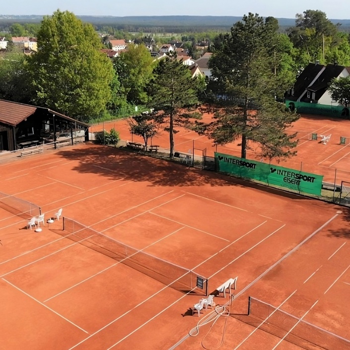 Neue Beregnungsanlage für 2 Tennisplätze des SC Uttenreuth