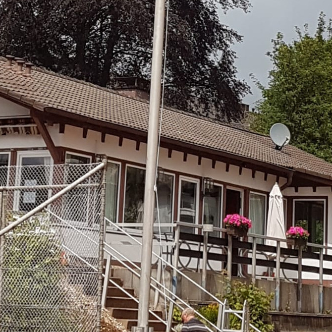 Eine saubere Sache, neue Duschen für den Tennisclub