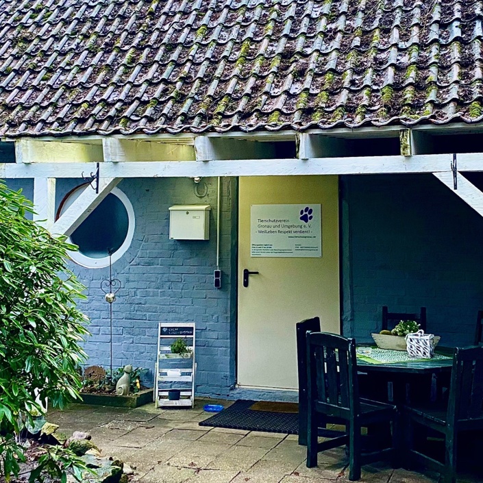 Ein neues Ofenrohr für das Katzenhaus