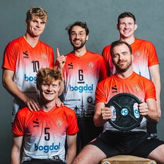 Dauerkarte mit Fan-Shirt