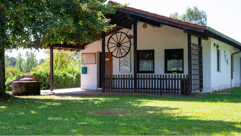 Anschaffung Ballmaschine für Jugendförderung