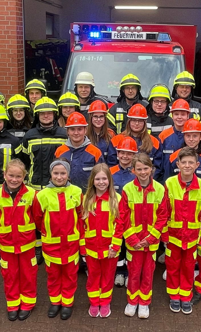 Volksbank: Ein MTW für die Feuerwehr Segelhorst, denn laufen ist doof