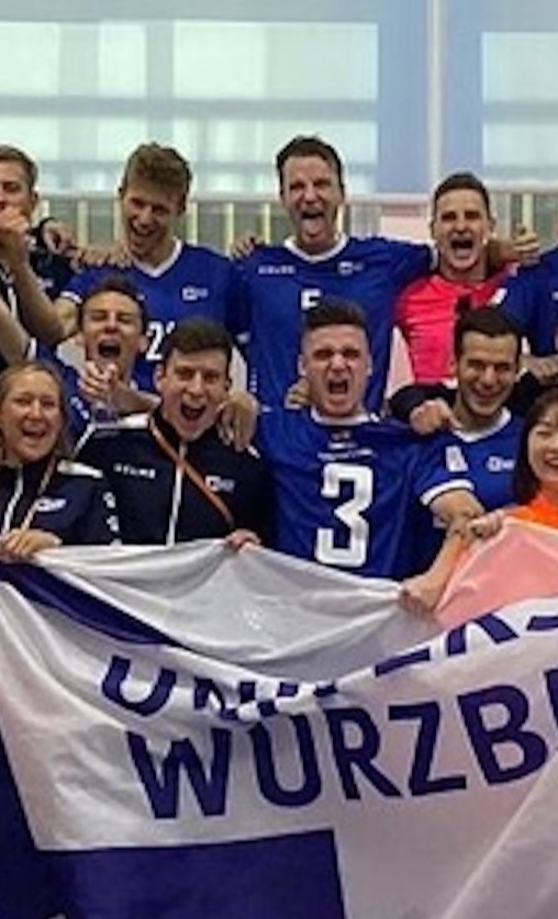 Wettkampfmannschaft Fußball der Uni-Würzburg fährt zur EM nach Tirana