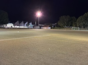 LED-Beleuchtung für den Kunstrasen