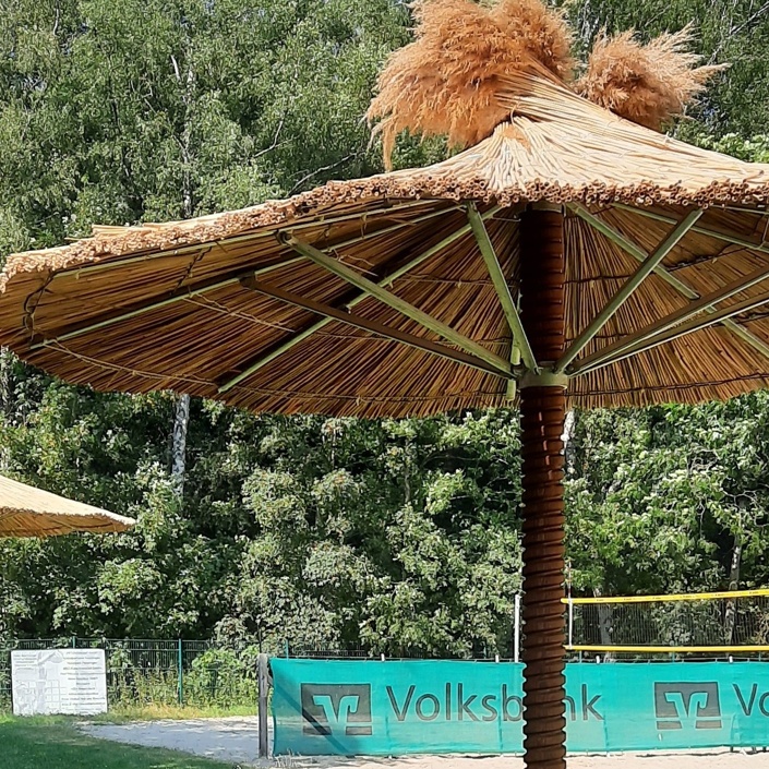 Schattenspender fürs Freibad