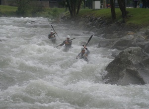 Wildwasserkayaks für junge Leistungssportler des Kanu-Club München