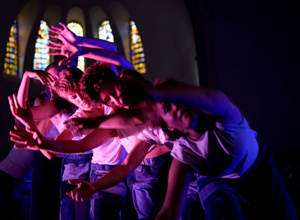 "Entre ciel et terre". Deutsch-Französisches TanzTheaterMusikProjekt