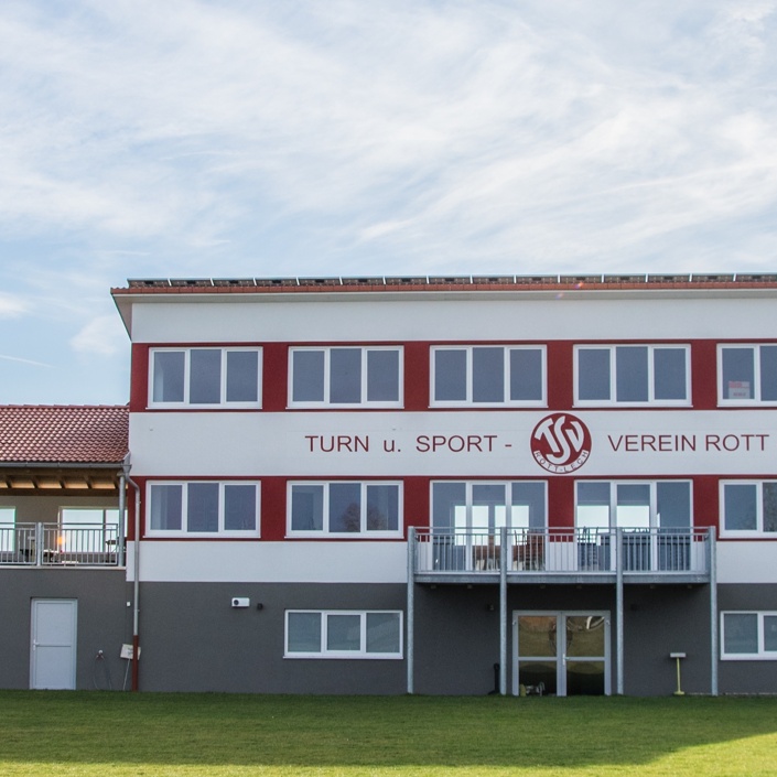 Kabineneingangstüre Sportheim