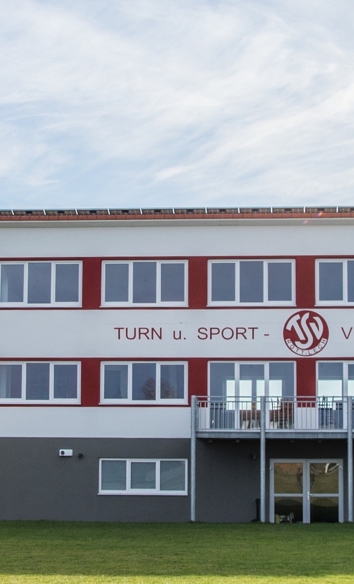 Kabineneingangstüre Sportheim