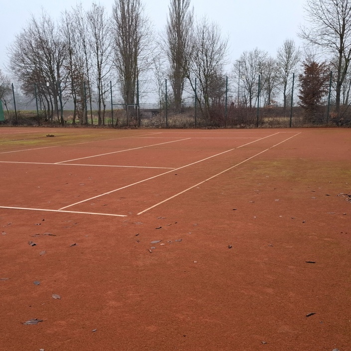 Erneuerung der Tennisplätze auf dem Sportgelände der SpVgg Schirmitz