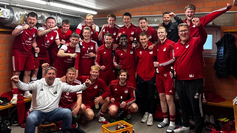 Trainingsbekleidung für SV Rot Weiß Deuten 2