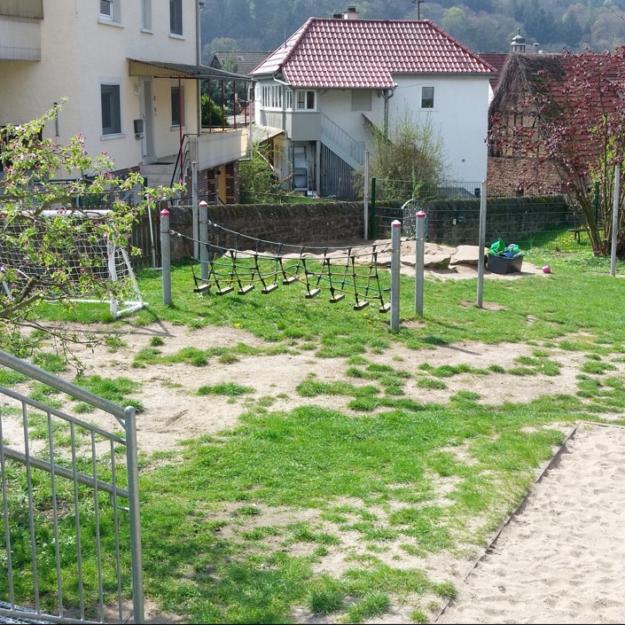 Erneuerung des Außengeländes