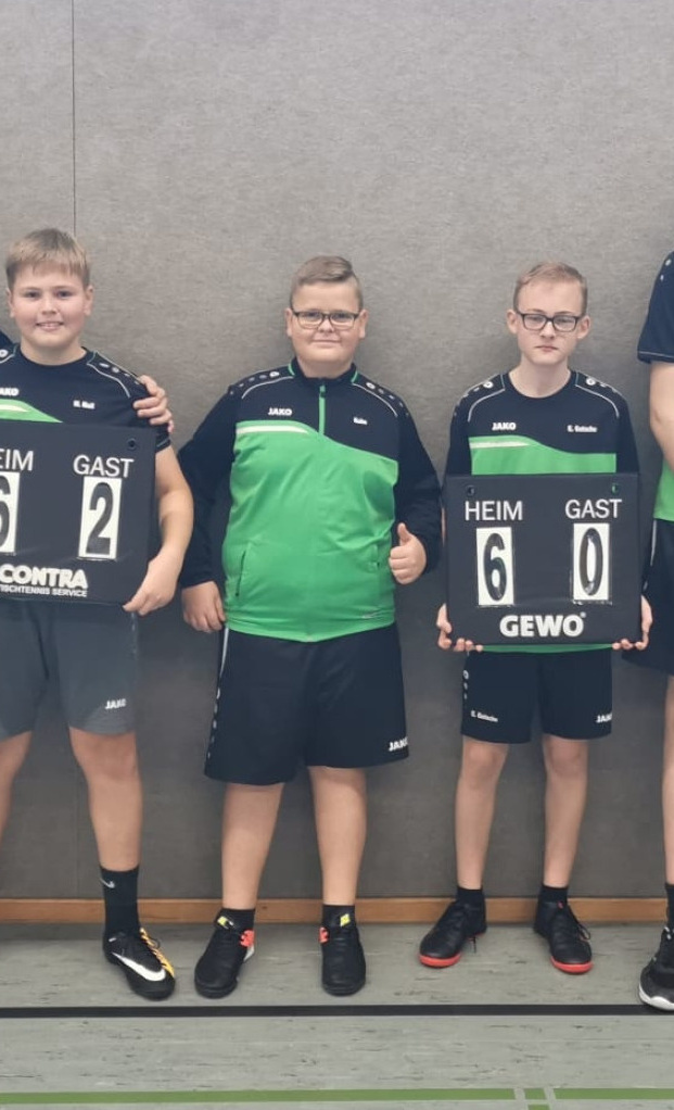 Neue Tischtennisplatten + Equipment