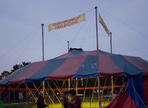 Neue Zeltplane für Zirkuszelt Kinderzirkus Maroni