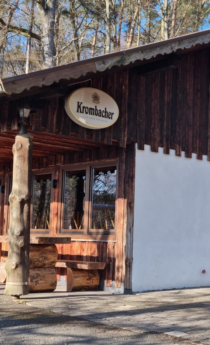 Sanierungsarbeiten Schutzhütte Herzhausen