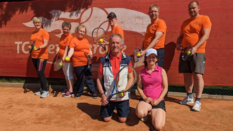 Sport verbindet! Inklusion und Tennis - Projekt Ballwand