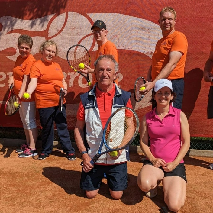 Sport verbindet! Inklusion und Tennis - Projekt Ballwand