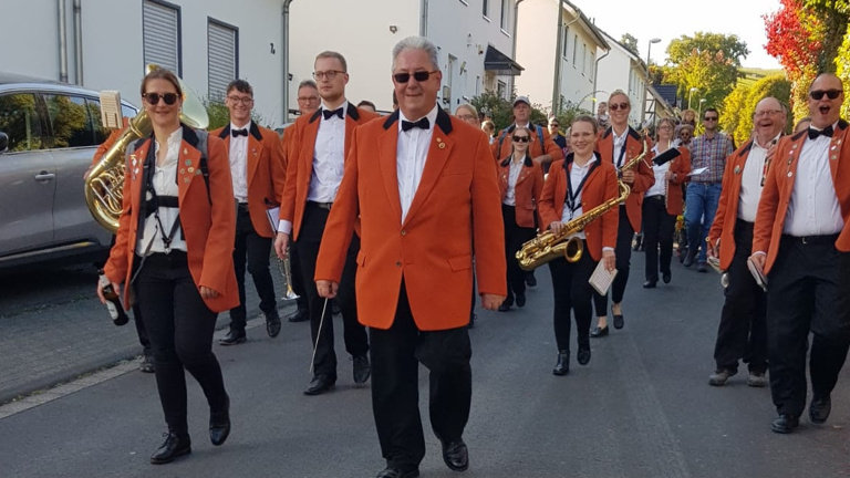 Uniformwesten für den Musikverein Frielingsdorf e.V.