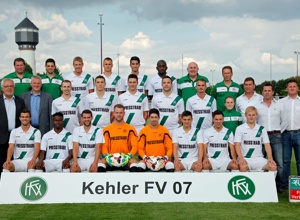 Finanzspritze für neue Ausrüstung der 1. Mannschaft des Kehler FV
