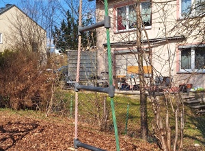 Neues Klettergerüst für die Auferstehungskita