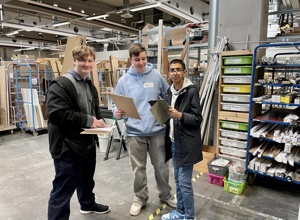 DER HAFEN HILFT! nimmt Schulen an Bord