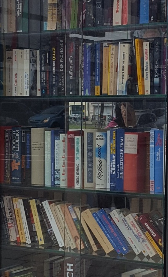 Offener Bücherschrank Berg am Laim