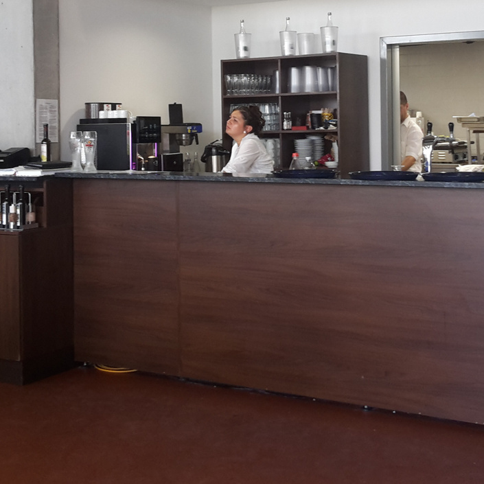 Neues Vereinsheim Thekenbau