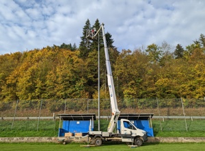 Umweltfreundliche Flutlichtanlage