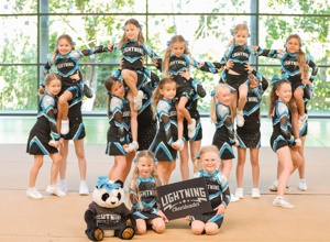 Neue Uniformen für die ASA-Cheerleader