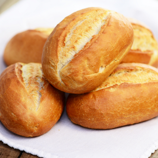 5 normale Brötchen im Lebensmittelgeschäft Wicker (Westereiden)