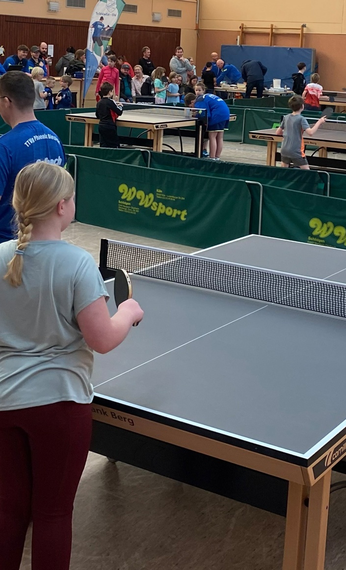 Phoenix Biesfeld neue Teambekleidung