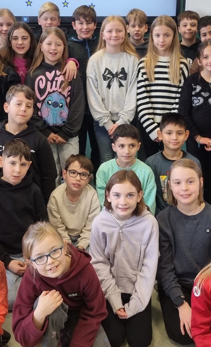 Abschlussprojekt Theater mini-art Klasse 4 Grundschule Hau